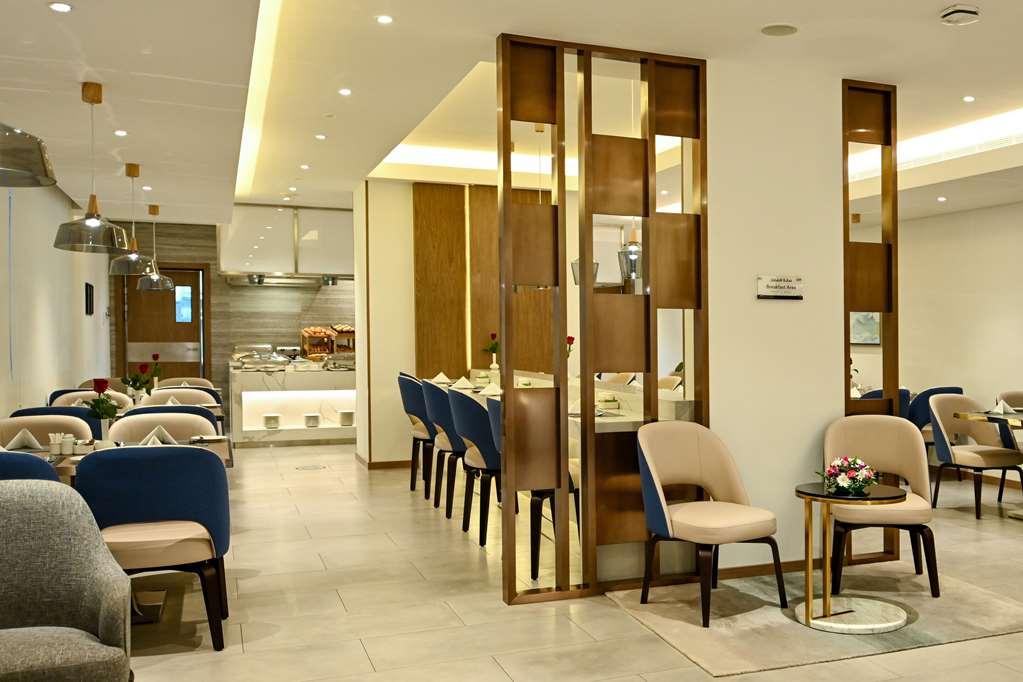 Comfort Hotel Jeddah King Road Restaurant bilde